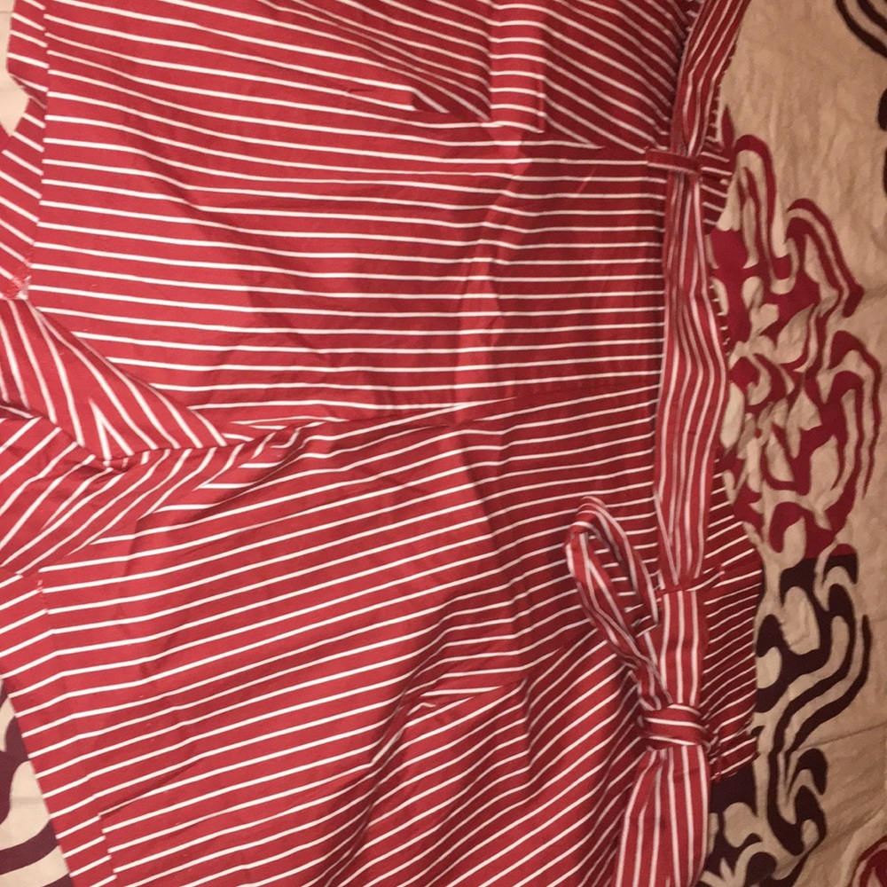 Woven pinstriped shorts.